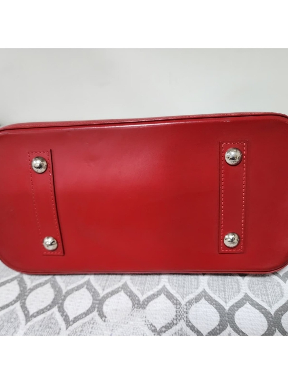 LOUIS VUITTON Epi Alma PM Bag Red - Picture 11 of 14